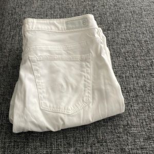 AG Stevie Ankle Jean in white; excellent condition; only worn a few times